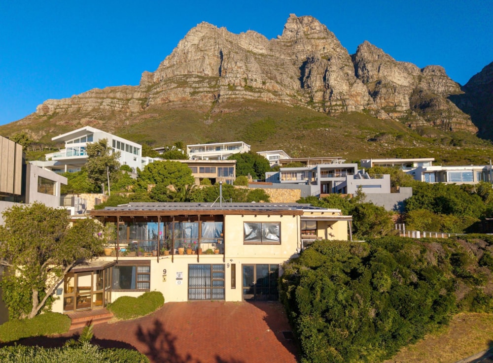 House for sale in Camps Bay - AS1698451