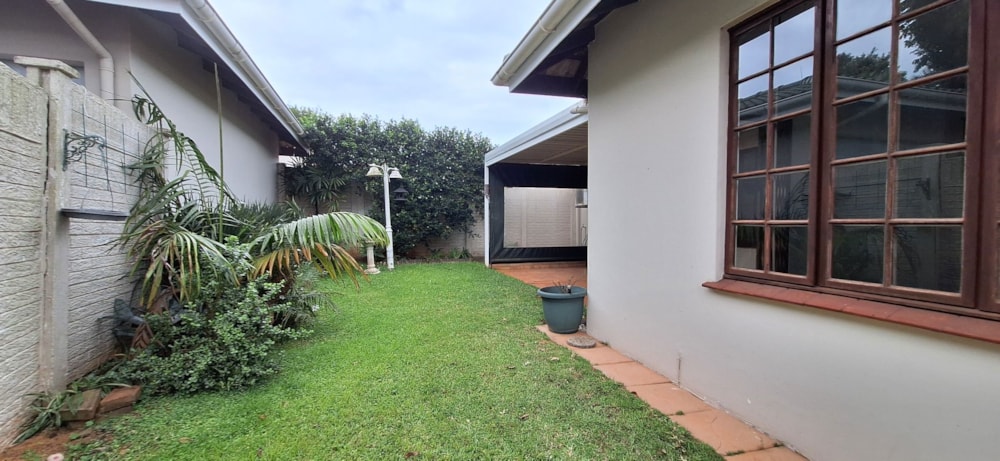 Townhouse for sale in Sunningdale, uMhlanga - 1ND1722065 Townhouse for sale in Sunningdale, uMhlanga - 1ND1722065