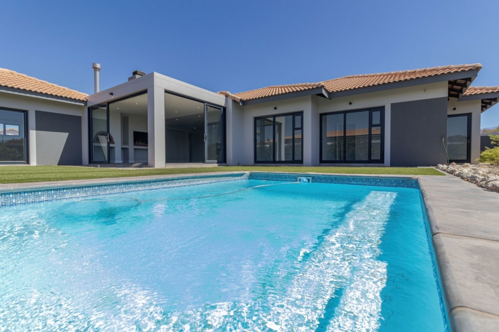 House for sale in Langebaan Country Estate - LA1722647 House for sale in Langebaan Country Estate - LA1722647