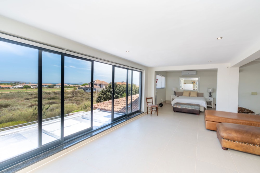 House for sale in Langebaan Country Estate - LA1721548 House for sale in Langebaan Country Estate - LA1721548