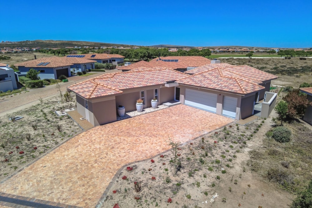 Golf estate house for sale in Langebaan Country Estate - LA1722624