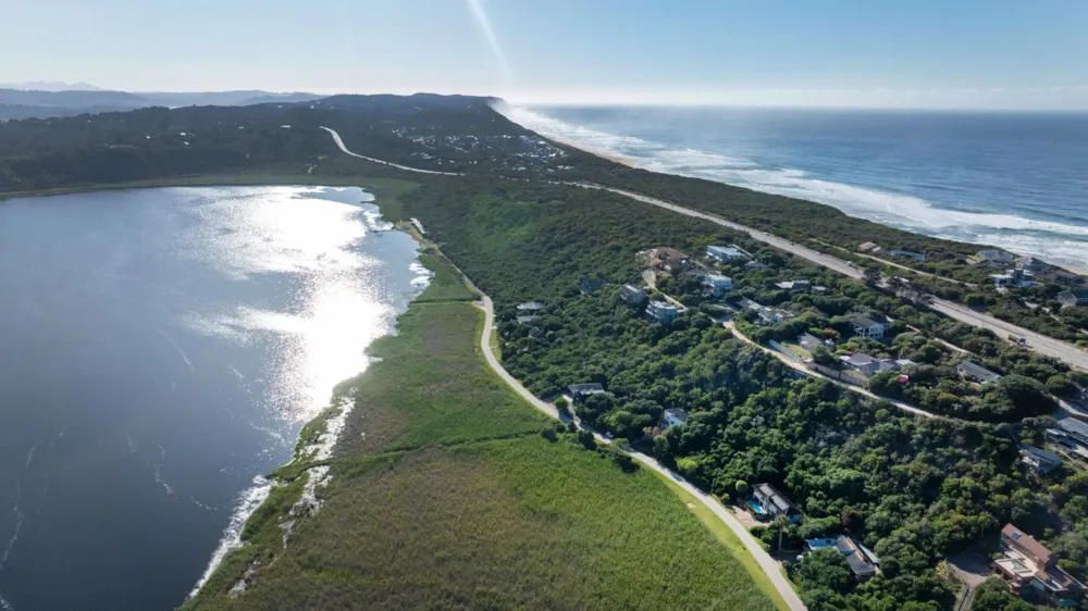 Vacant land sold in Wilderness - GEO1722775