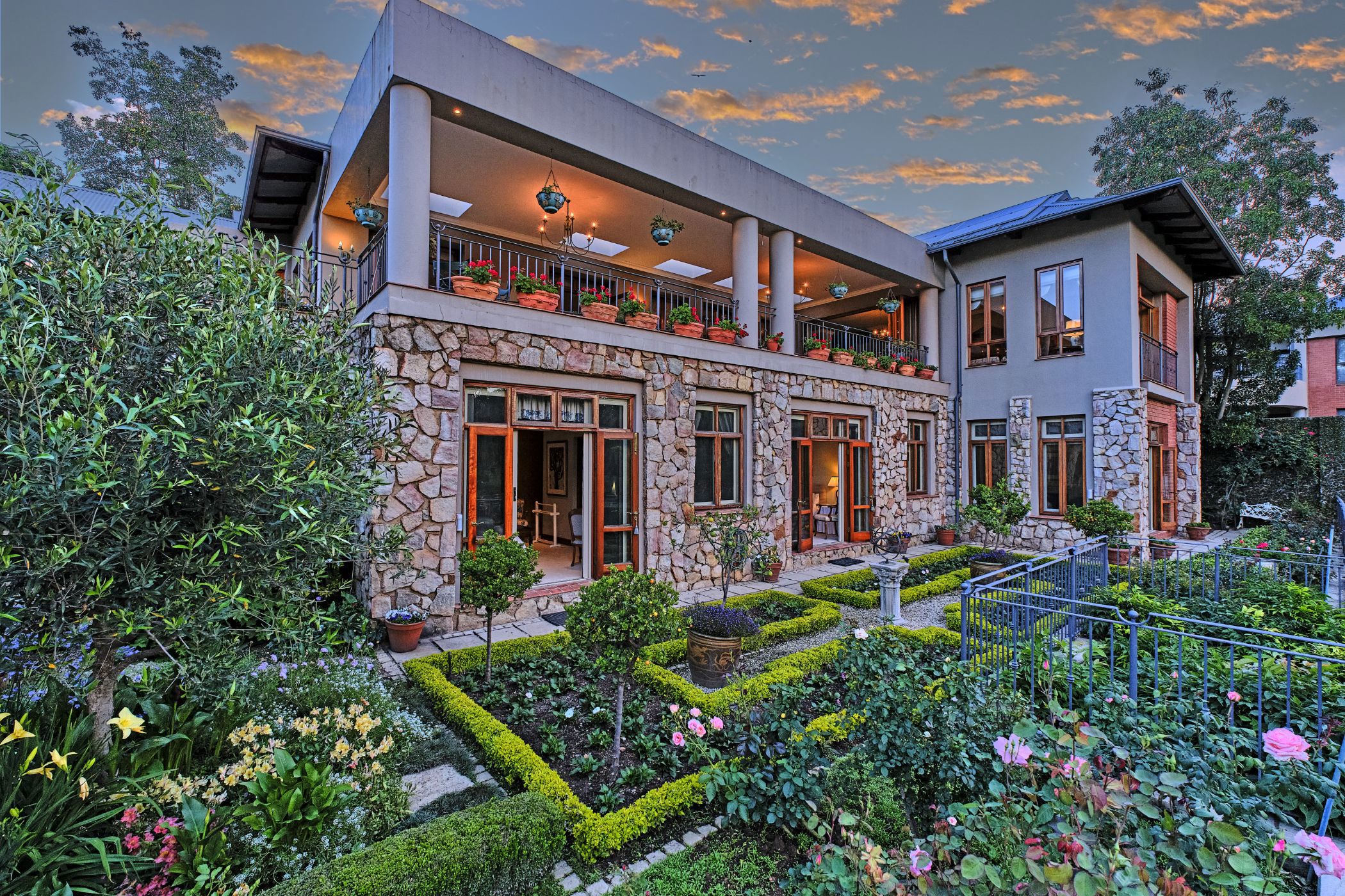 House for sale in Parkview - HP1721281