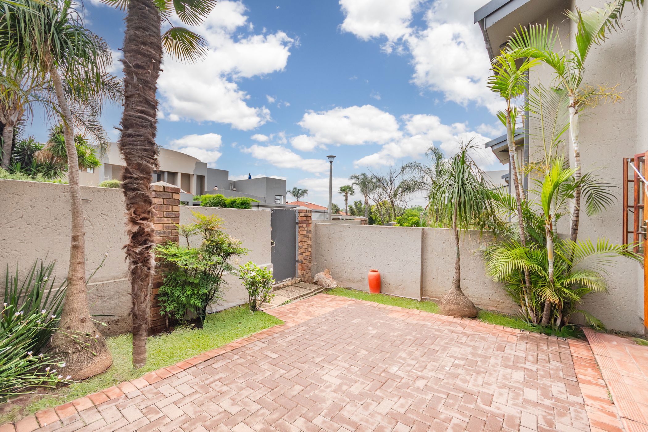 Townhouse for sale in Blue Gill Estate - KTP1720325