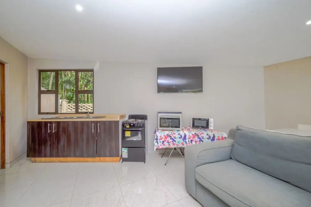 Garden cottage let in Riverside, Durban North - 1ND1721124 Garden cottage let in Riverside, Durban North - 1ND1721124