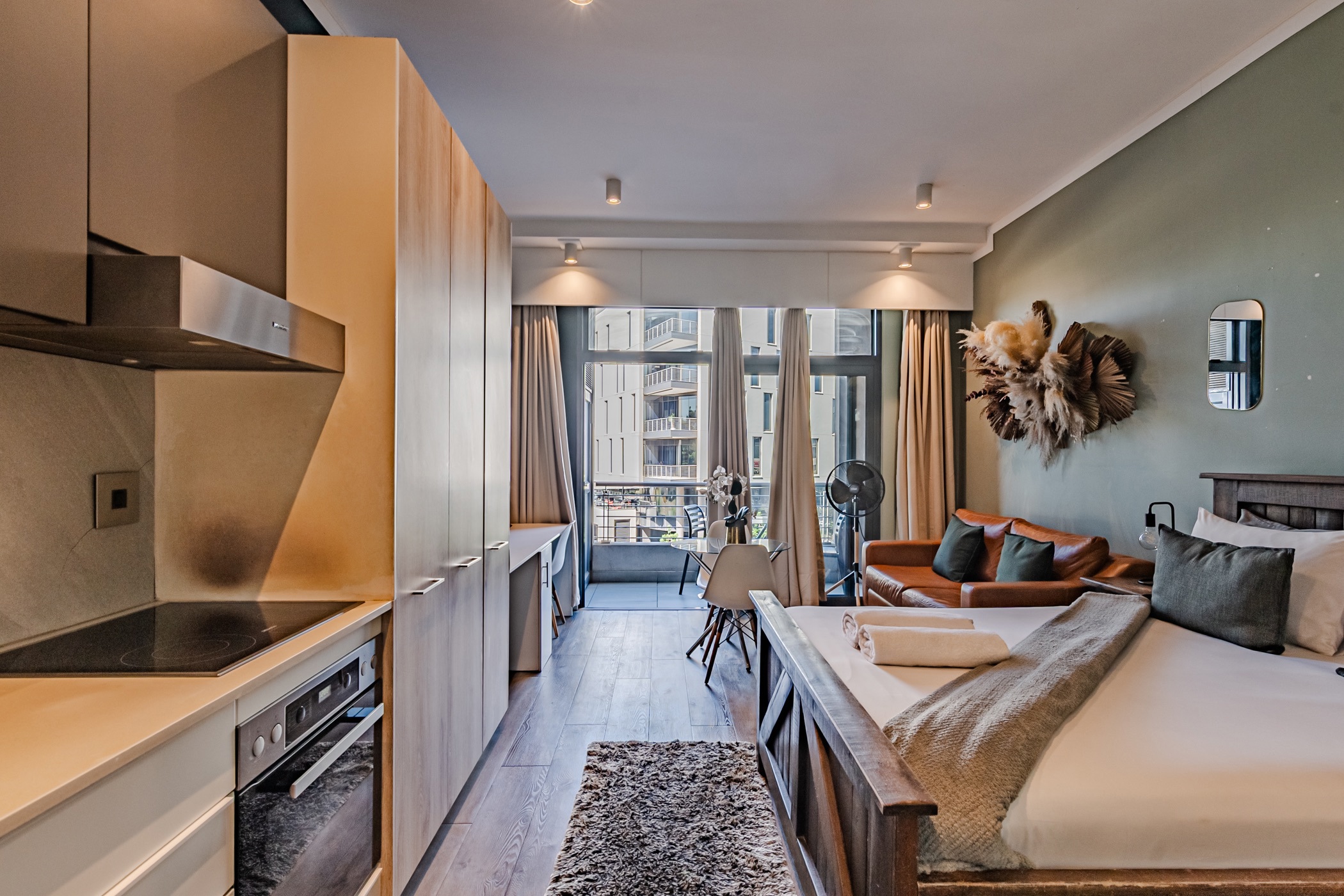 Apartment to rent in Menlyn - PTL1720870