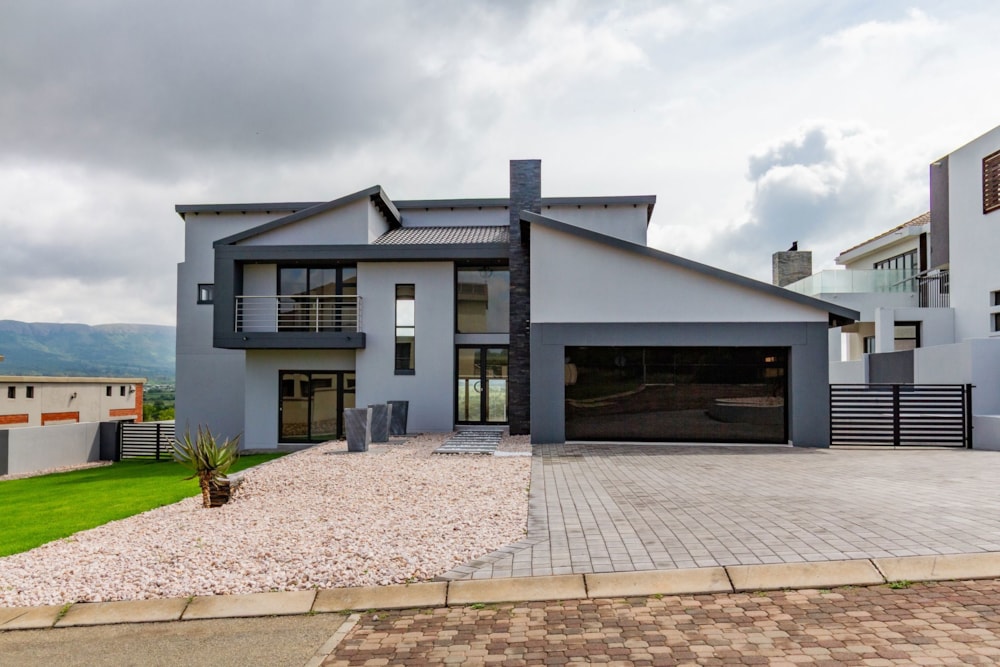 Security estate home for sale in Xanadu - 1HR1719871