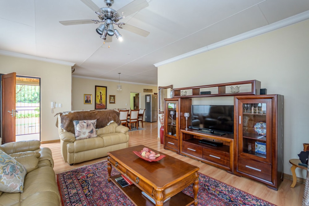 House for sale in Terenure - KTP1721730 House for sale in Terenure - KTP1721730