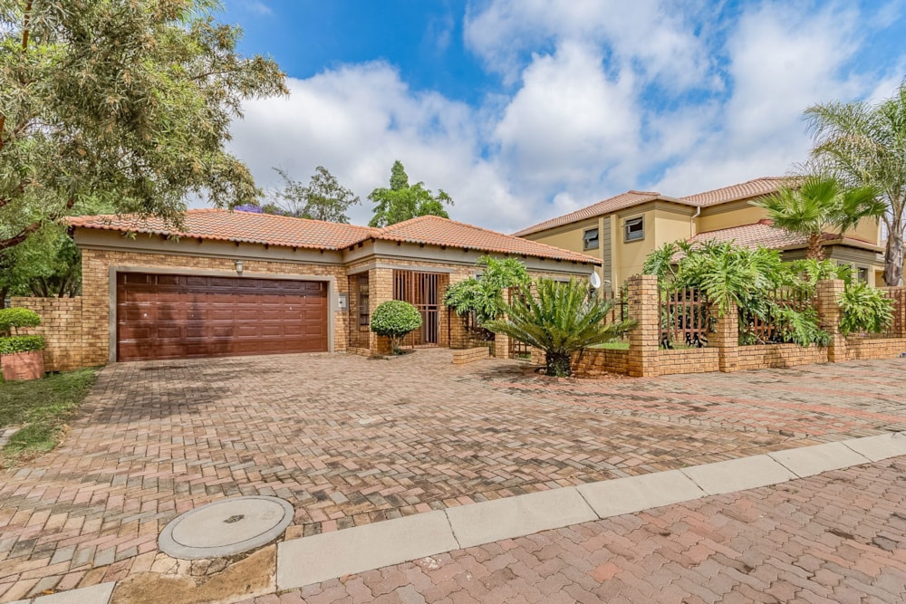 House for sale in Terenure - KTP1721730 House for sale in Terenure - KTP1721730