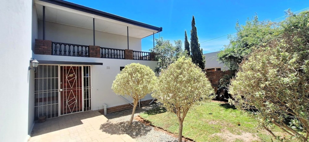 House for sale in West Bank, Oudtshoorn - 1OU1721048