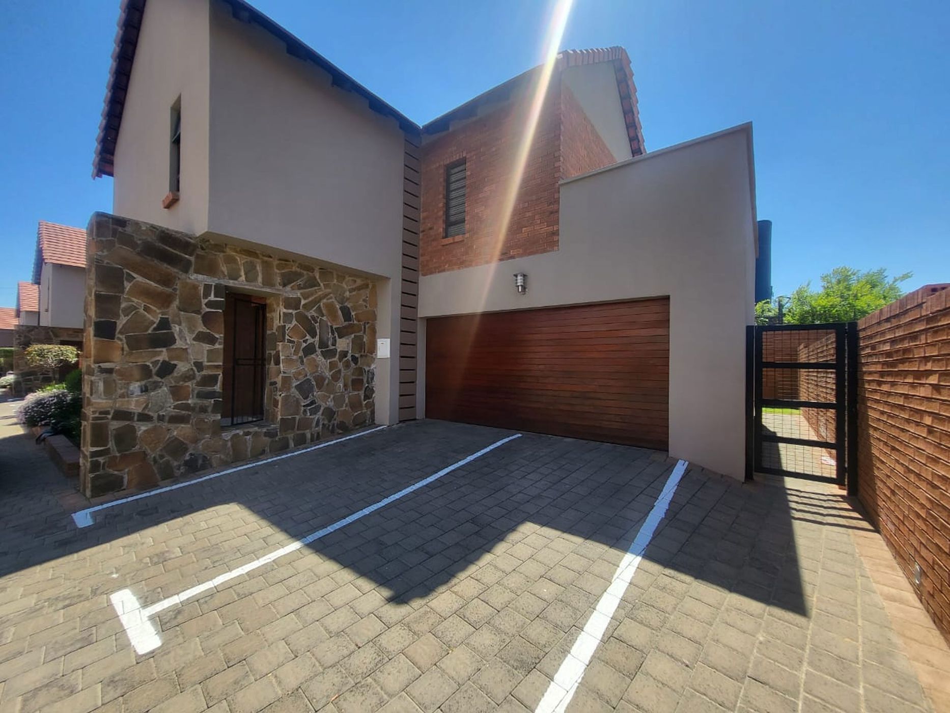 Townhouse for sale in Wild Olive Estate - 1BX1720879