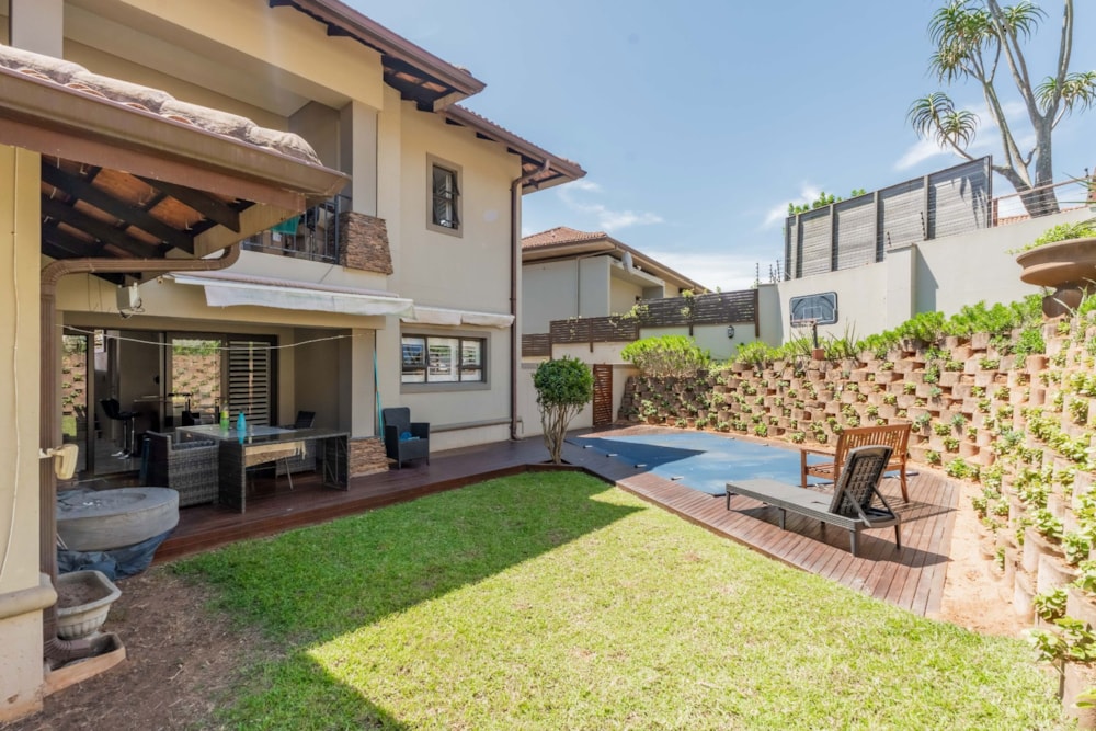 Townhouse for sale in Izinga - 1ND1721024 Townhouse for sale in Izinga - 1ND1721024