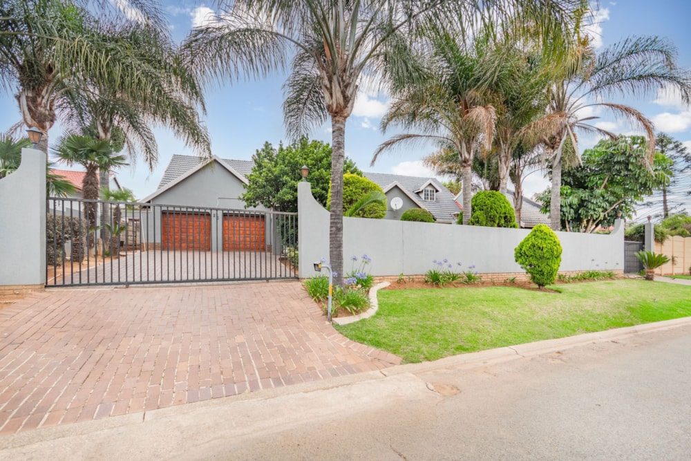 House for sale in Birchleigh North - KTP1722048 House for sale in Birchleigh North - KTP1722048