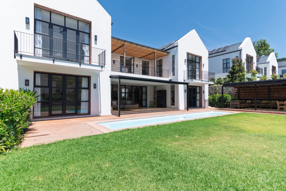 Security estate home for sale in Constantia Upper - KW1721038 Security estate home for sale in Constantia Upper - KW1721038