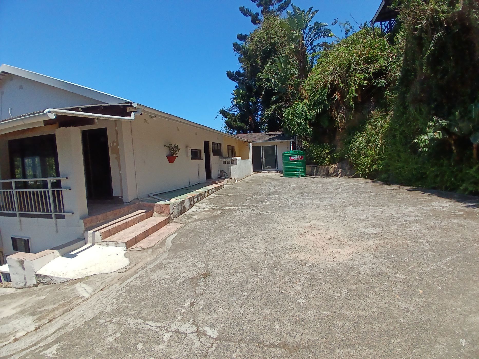 Double-storey house for sale in Margate - 1PSH1722196