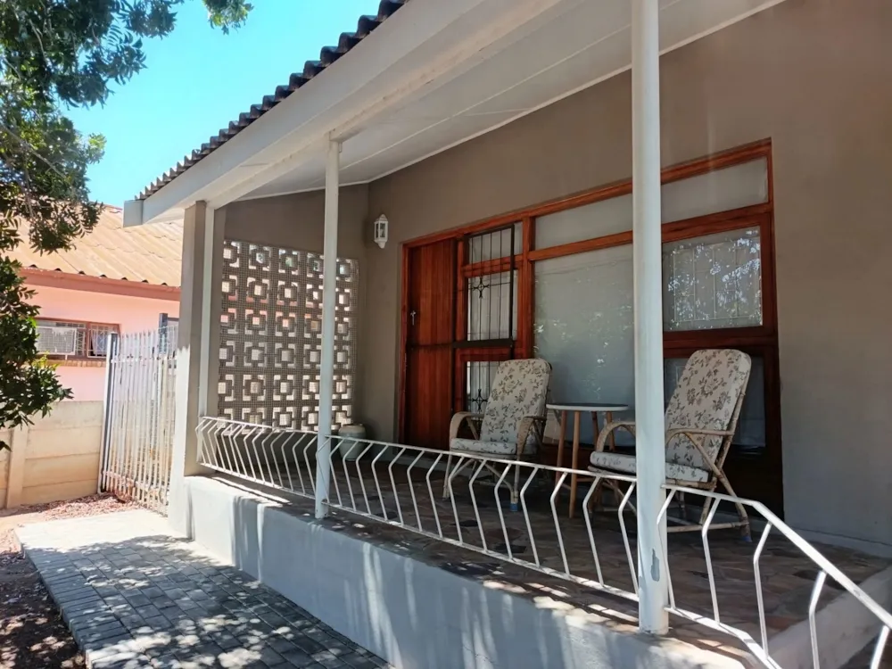 House sold in Oudtshoorn North - 1OU1720775 House sold in Oudtshoorn North - 1OU1720775