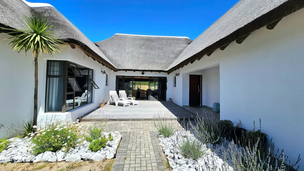 House sold in Village - 1SA1716004