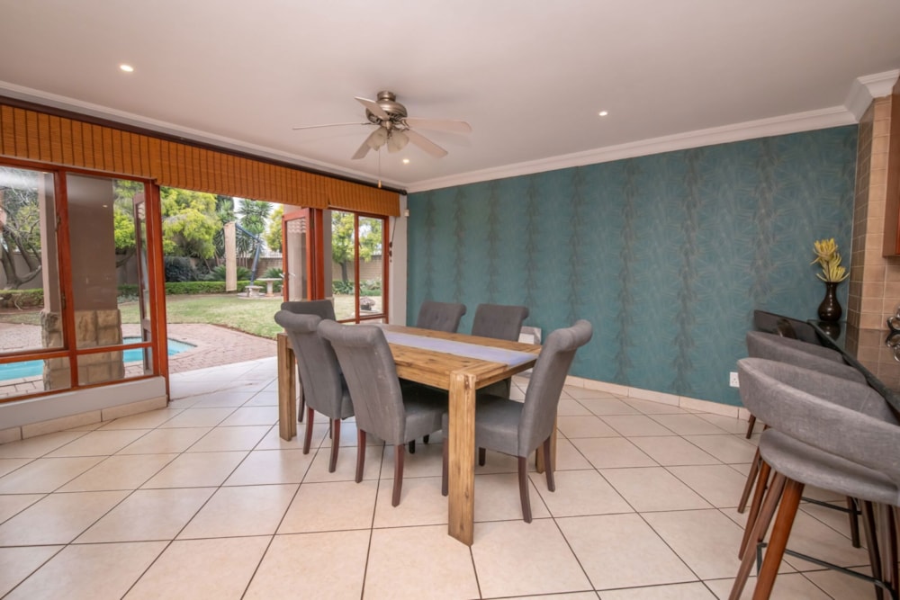 Security estate home for sale in Midstream Estate - CN1721961