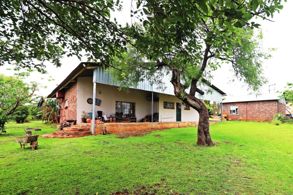Mixed use farm for sale in Lydenburg (Mashishing) - 1LY1723379 Mixed use farm for sale in Lydenburg (Mashishing) - 1LY1723379