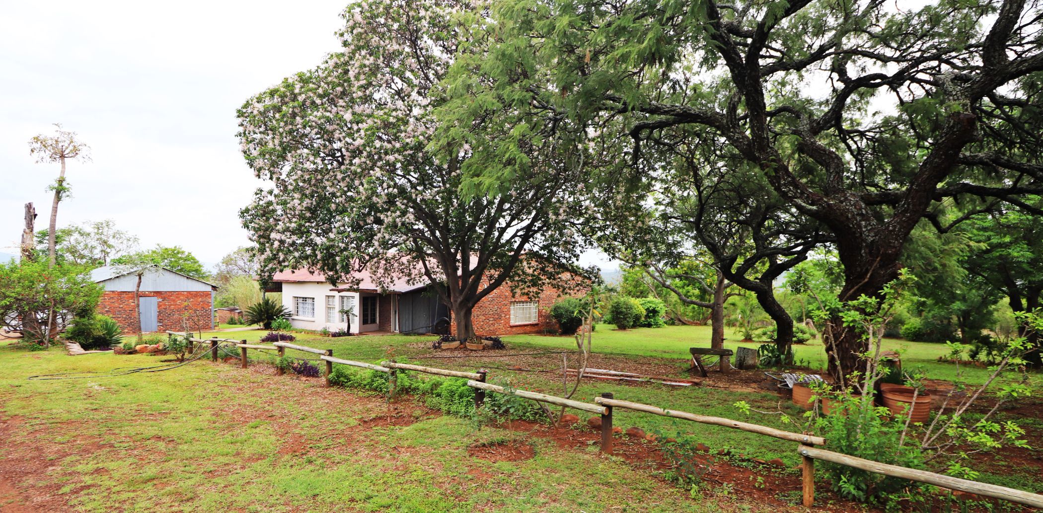 Mixed use farm for sale in Lydenburg (Mashishing) - 1LY1723379