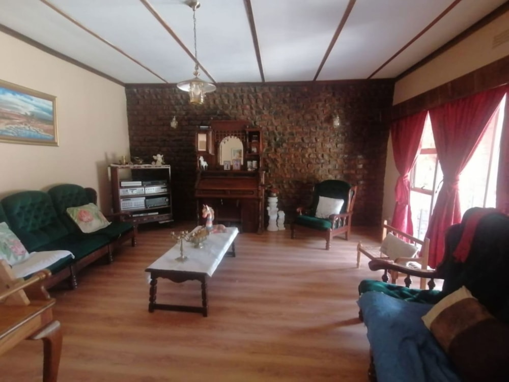 House for sale in Riebeeckstad, Welkom - 1WM1723395 House for sale in Riebeeckstad, Welkom - 1WM1723395