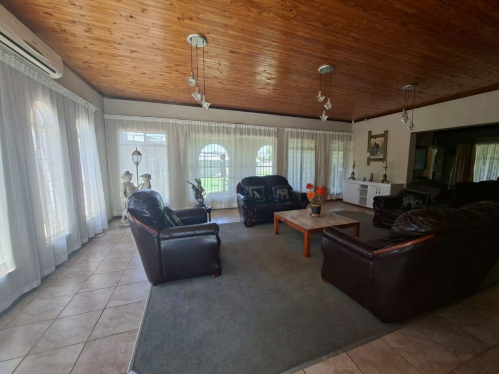 House for sale in Riebeeckstad, Welkom - 1WM1722817