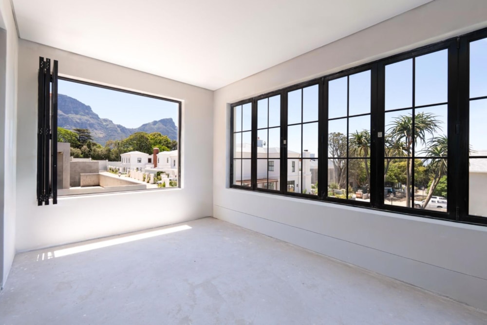 Security estate home for sale in Claremont Upper - KW1721126