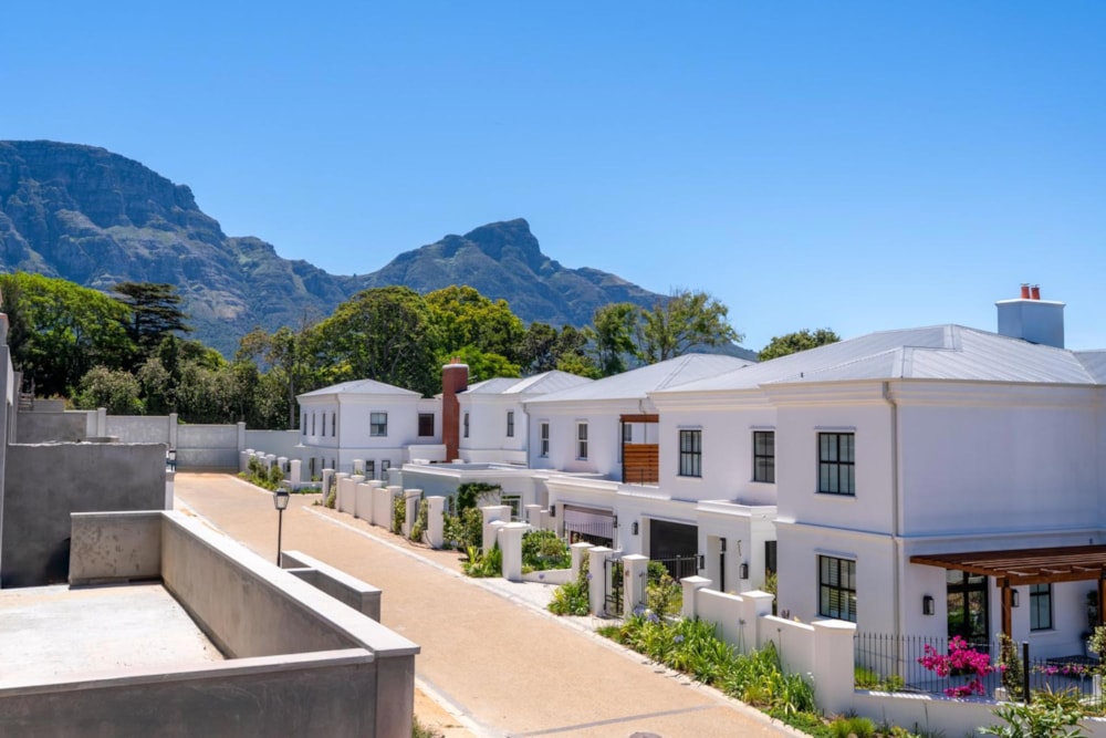 Security estate home for sale in Claremont Upper - KW1721126