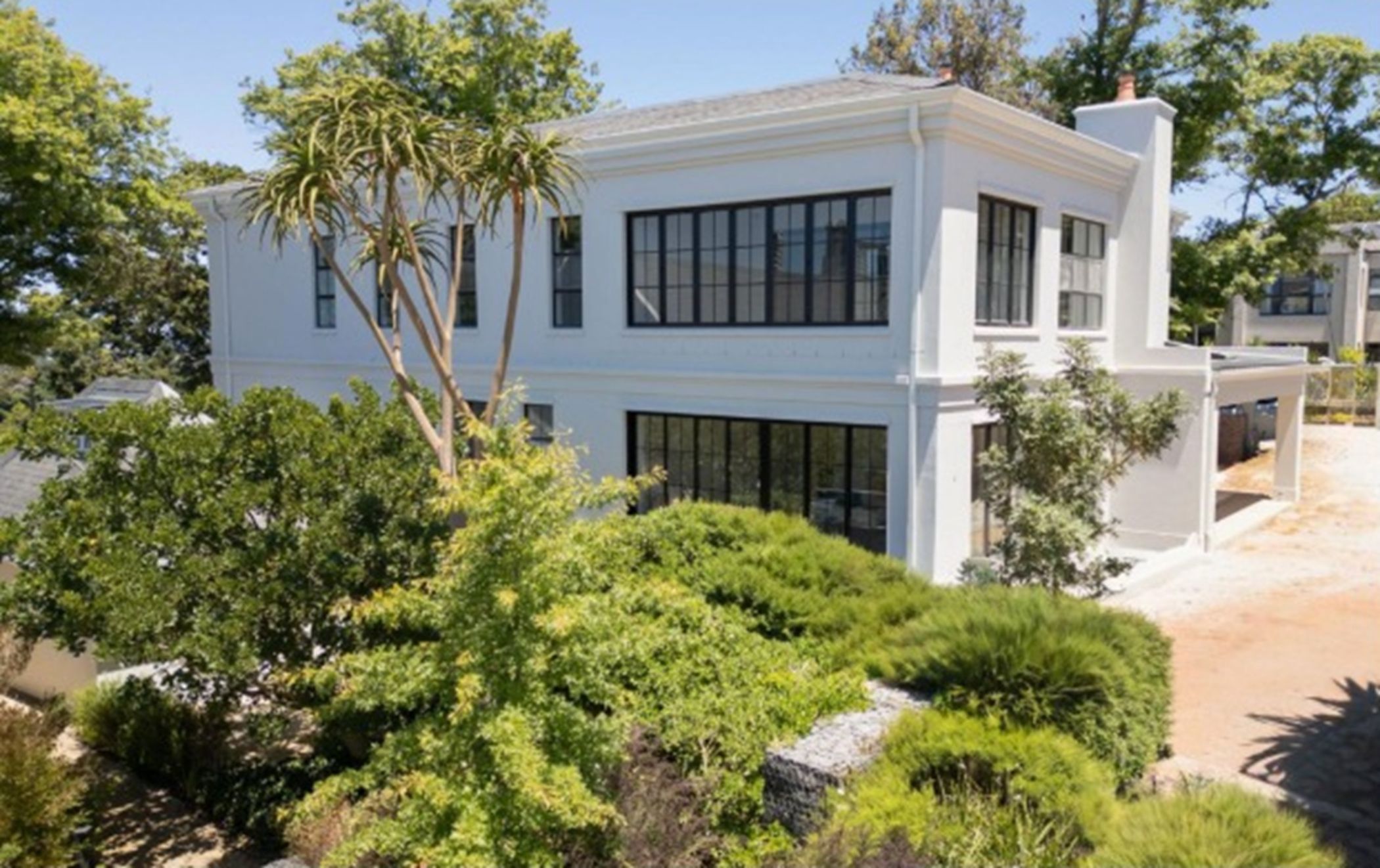 Security estate home for sale in Claremont Upper - KW1721126