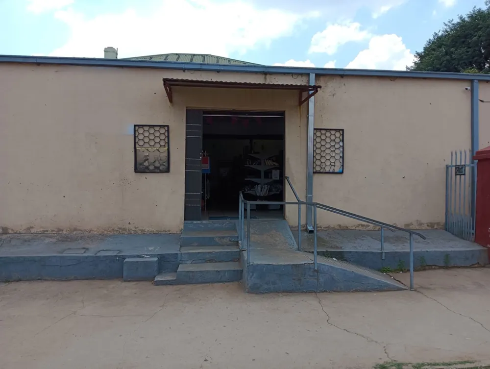 Commercial Building for sale in Brandfort - 1BX1740755 Commercial Building for sale in Brandfort - 1BX1740755