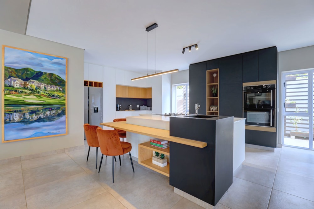 Golf estate house for sale in Cape Dutch Homesteads - GEO1722104