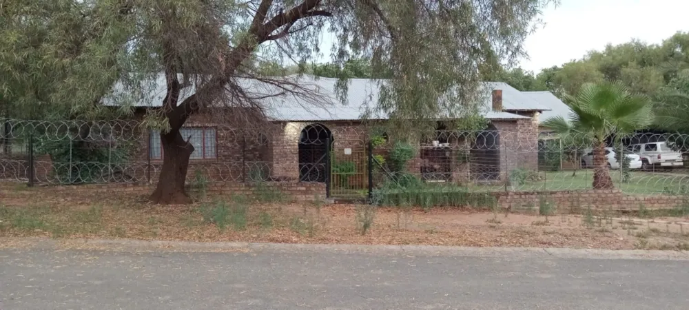 House for sale in Barkly West - 1KJ1723285