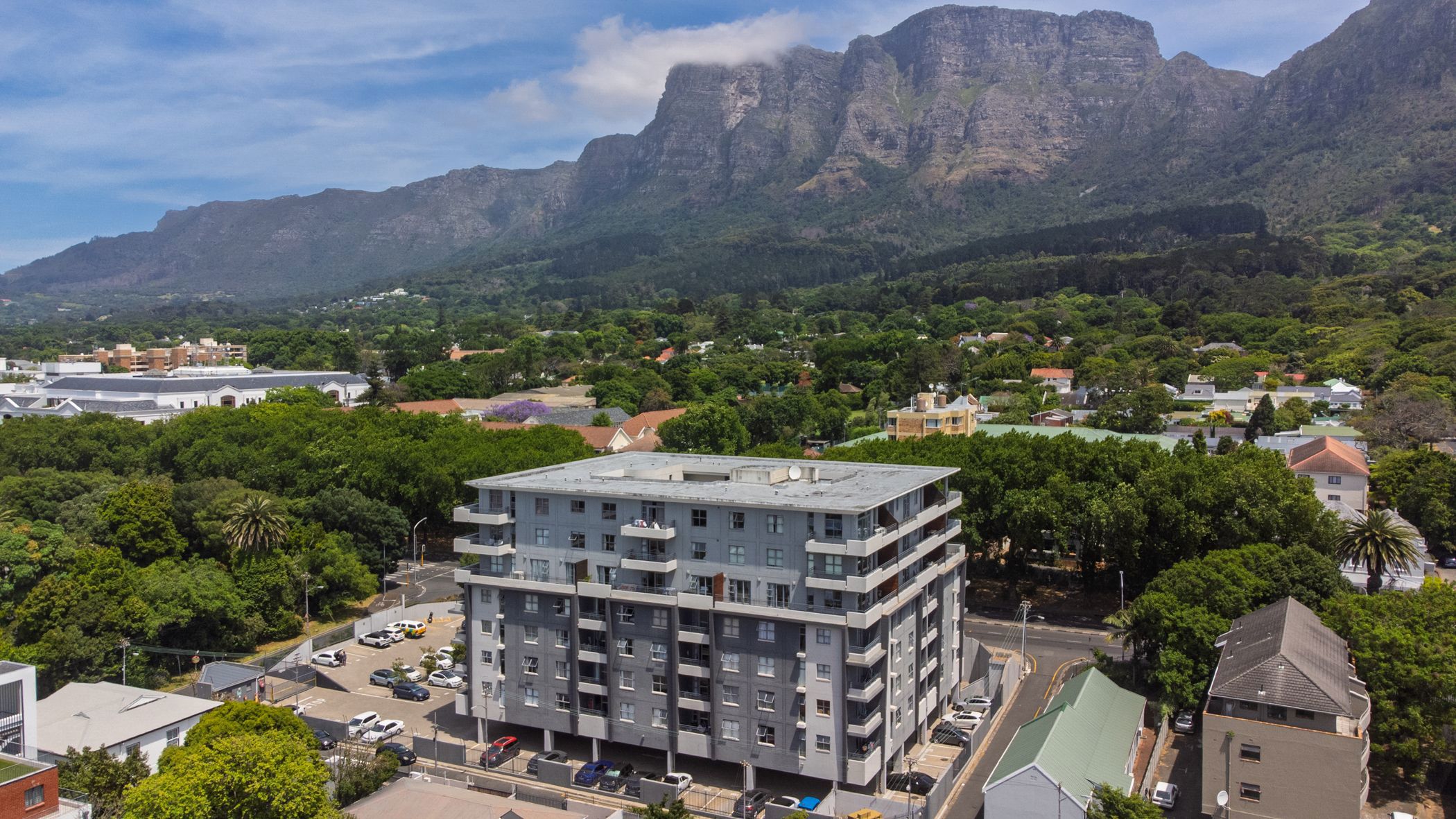 Apartment sold in Rondebosch - KW1721802