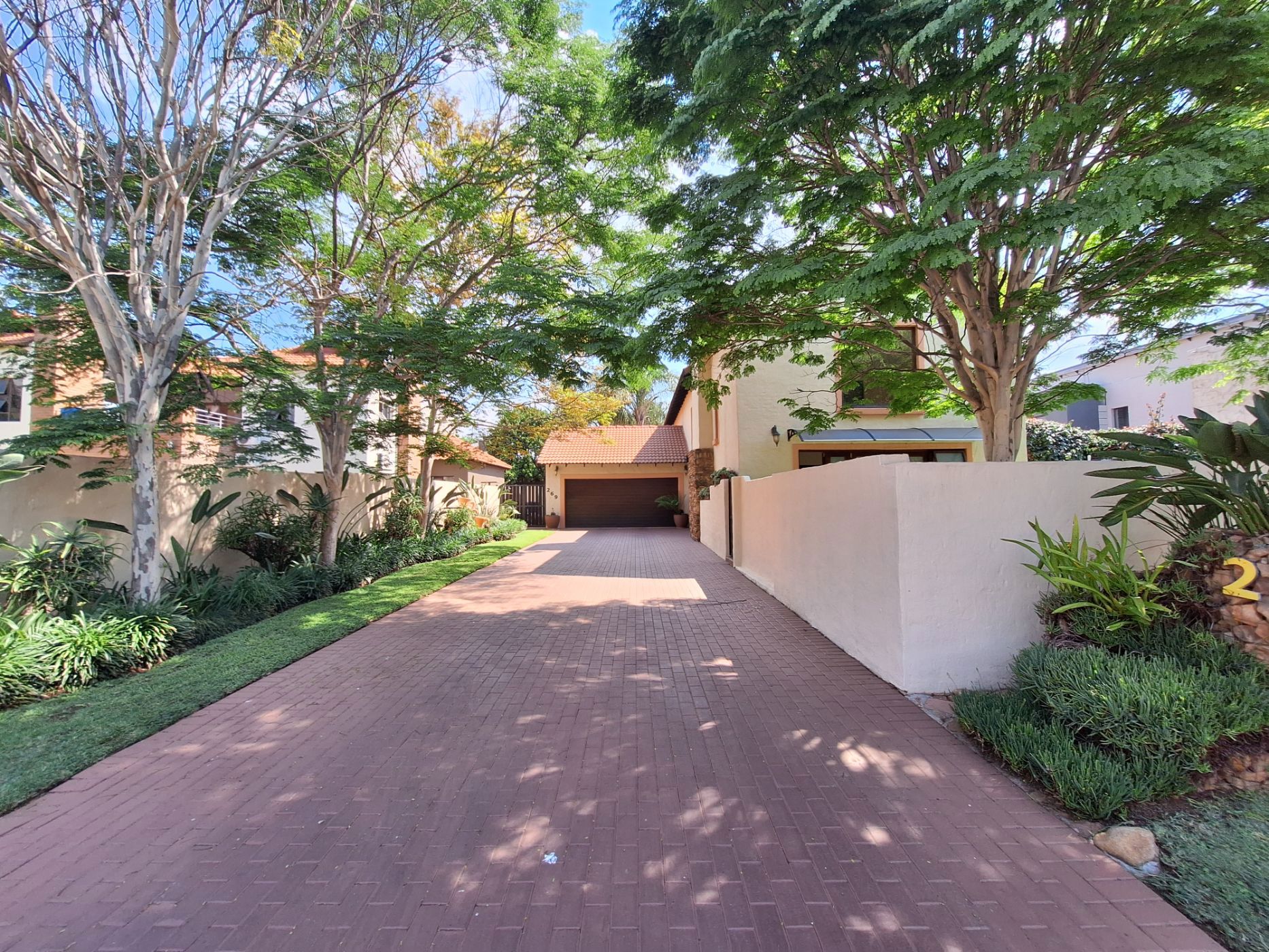 Security estate home to rent in Willow Acres - PTL1720522