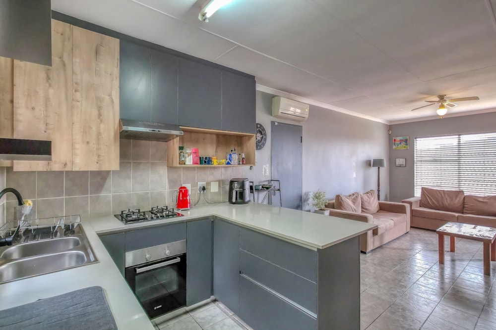 Townhouse for sale in Wilgeheuwel - RAN1721497