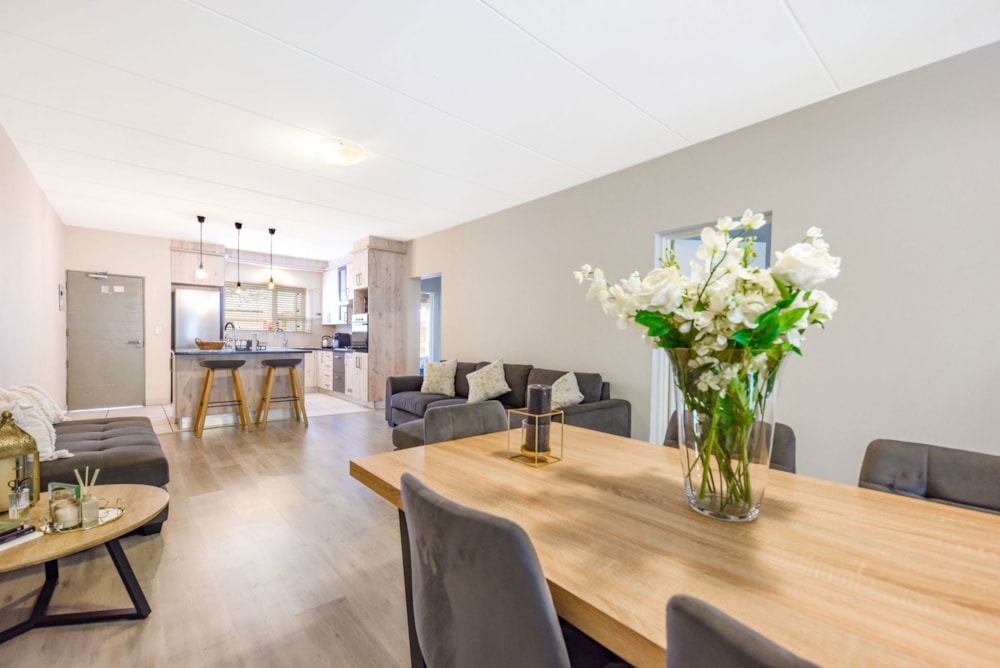 Apartment for sale in North Riding - FW1722438