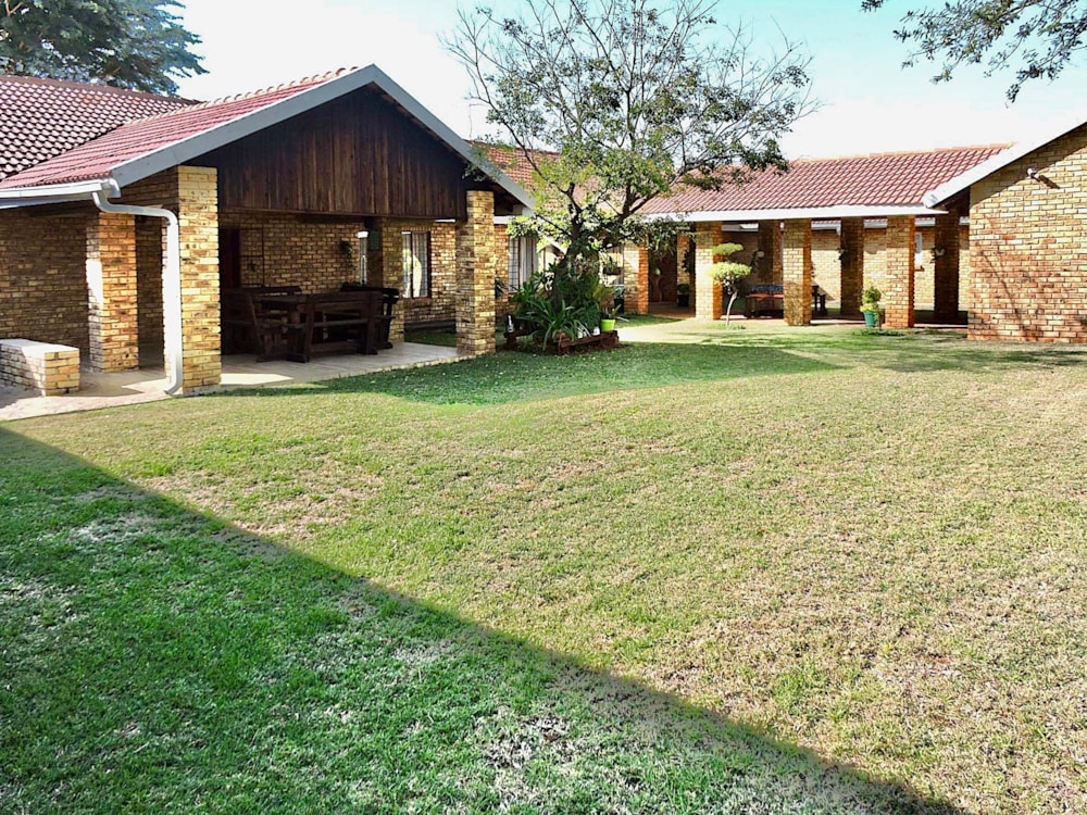 Smallholding for sale in Rustenburg - 1RU1657863 Smallholding for sale in Rustenburg - 1RU1657863