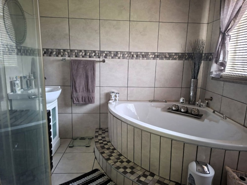 House for sale in Jan Cilliers Park - 1WM1723467 House for sale in Jan Cilliers Park - 1WM1723467