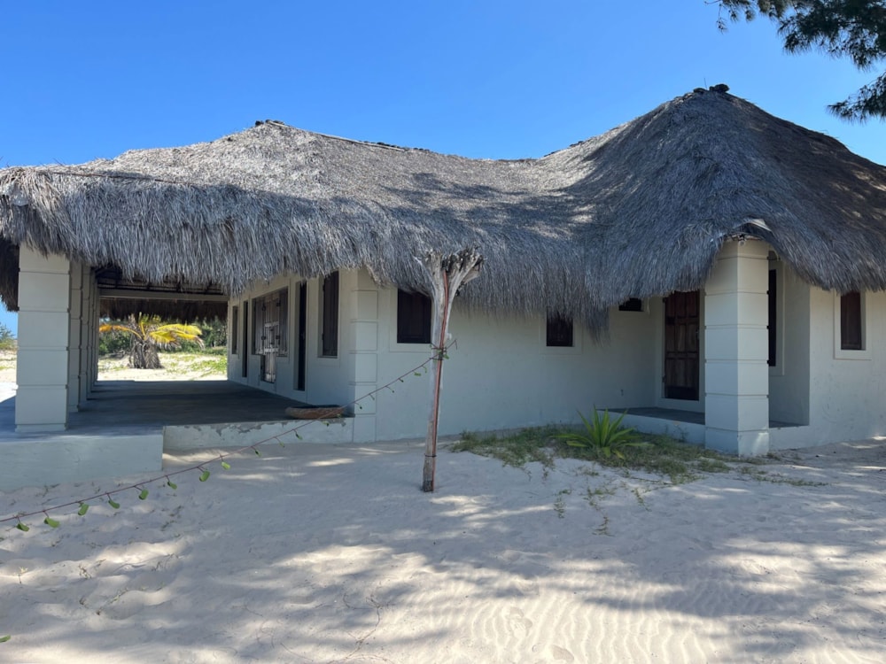 House for sale in Pomene, Mozambique - 3MQ1663065