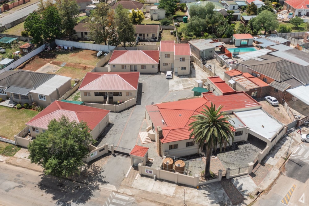 Residential complex for sale in Mosel - 1UK1722317 Residential complex for sale in Mosel - 1UK1722317