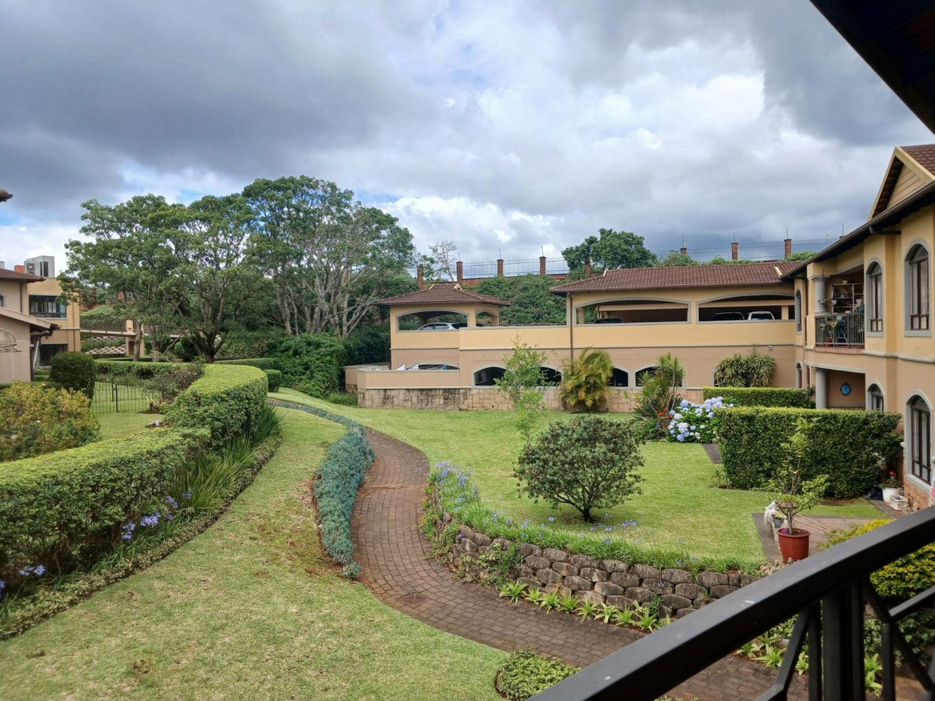 Apartment to rent in Le Domaine Estate - 1KF1723198