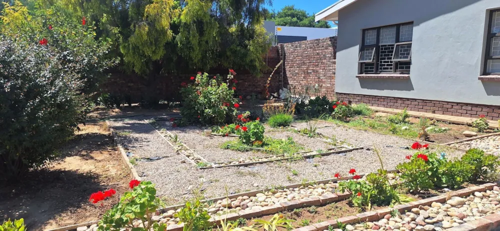 House sold in Oudtshoorn Central - 1OU1720164 House sold in Oudtshoorn Central - 1OU1720164
