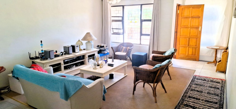 House for sale in Oudtshoorn Central - 1OU1720164 House for sale in Oudtshoorn Central - 1OU1720164