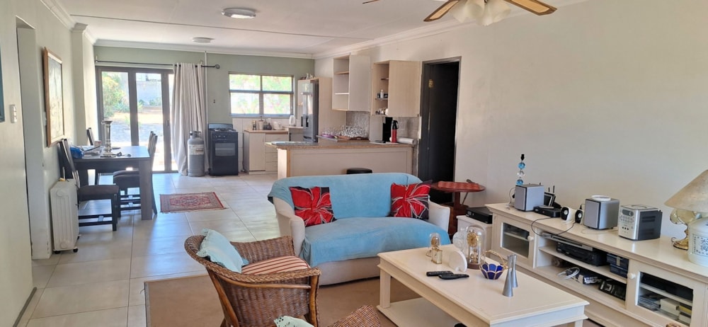 House for sale in Oudtshoorn Central - 1OU1720164 House for sale in Oudtshoorn Central - 1OU1720164