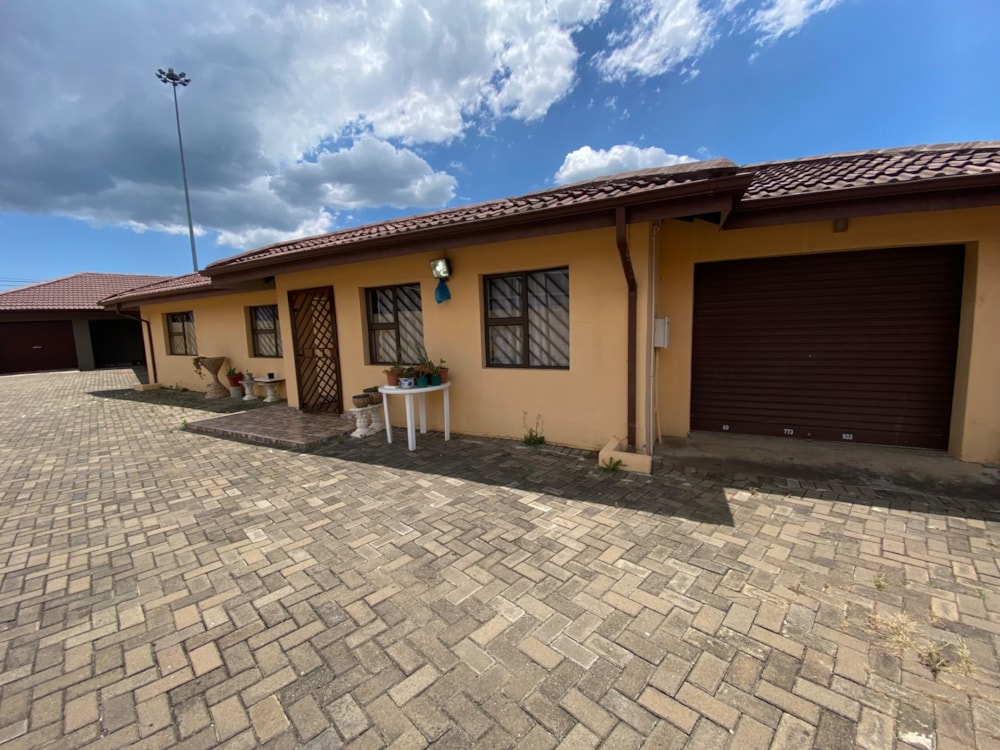 House for sale in Lennoxton - 1NW1722920 House for sale in Lennoxton - 1NW1722920