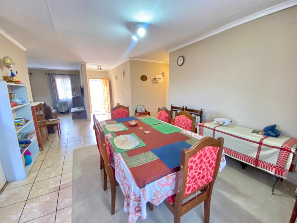 House for sale in Lennoxton - 1NW1722920 House for sale in Lennoxton - 1NW1722920