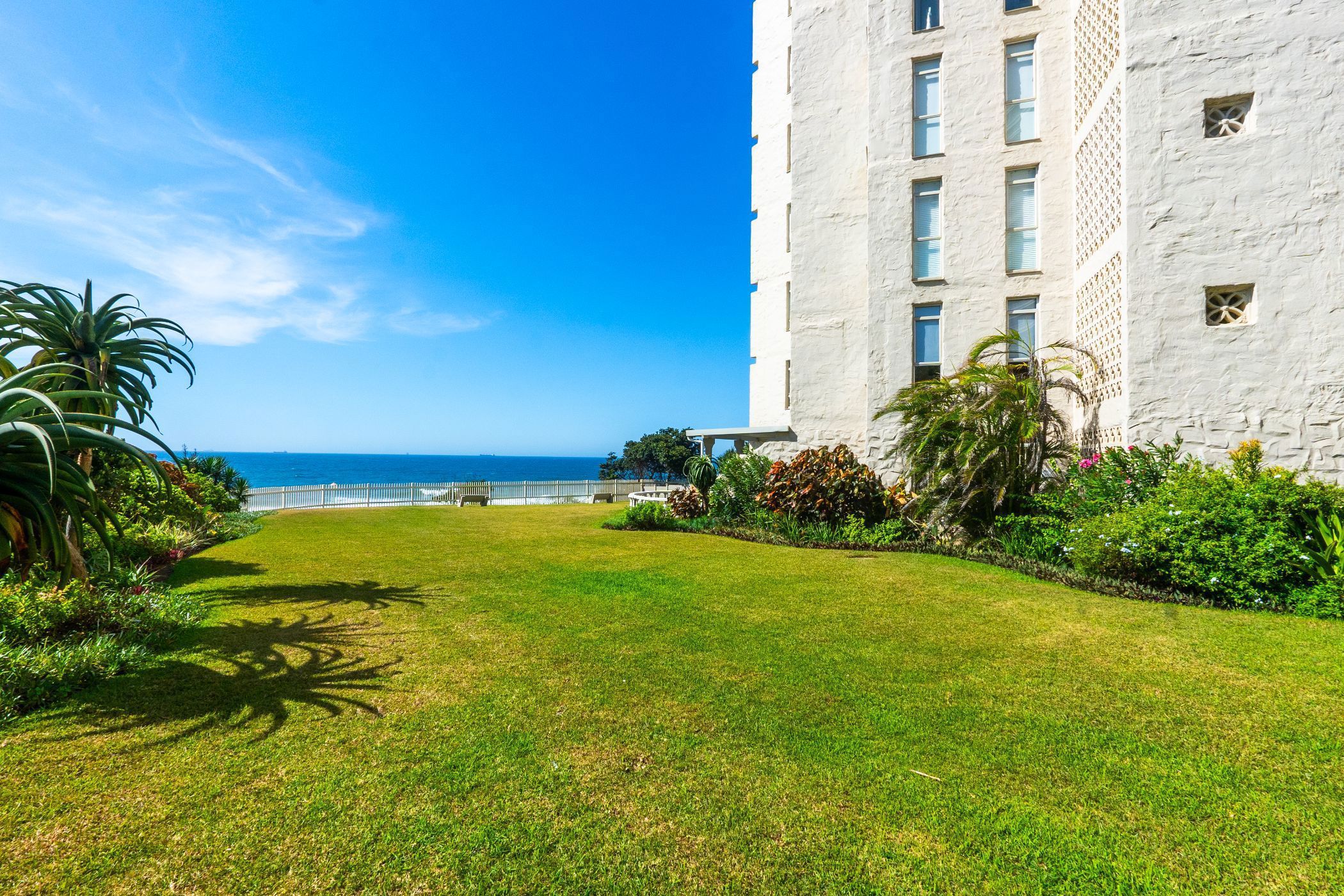 Apartment for sale in uMhlanga Rocks - 1ND1721768