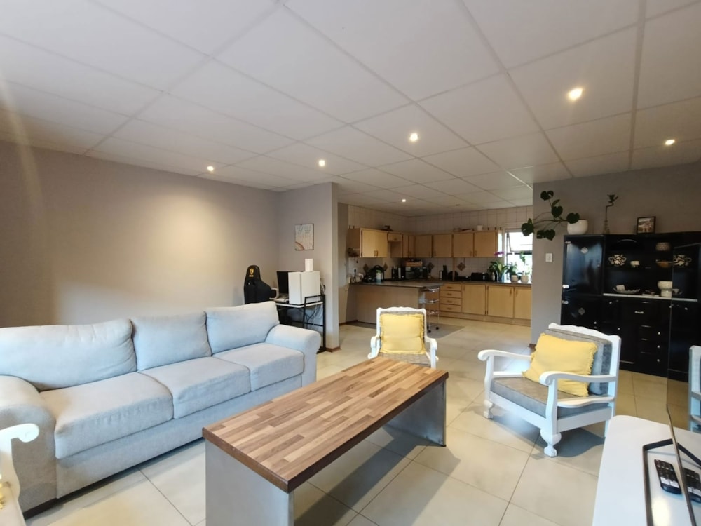 Townhouse to rent in Langenhovenpark - 1BX1720010 Townhouse to rent in Langenhovenpark - 1BX1720010