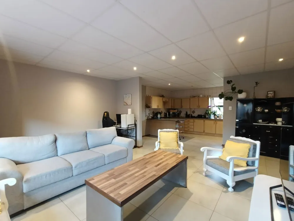 Townhouse let in Langenhovenpark - 1BX1720010 Townhouse let in Langenhovenpark - 1BX1720010