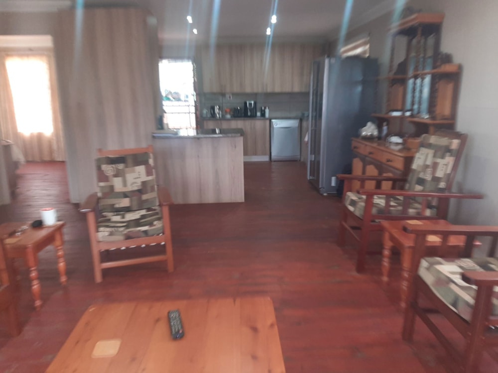 Smallholding for sale in Rhenosterkop - 1NS1683398